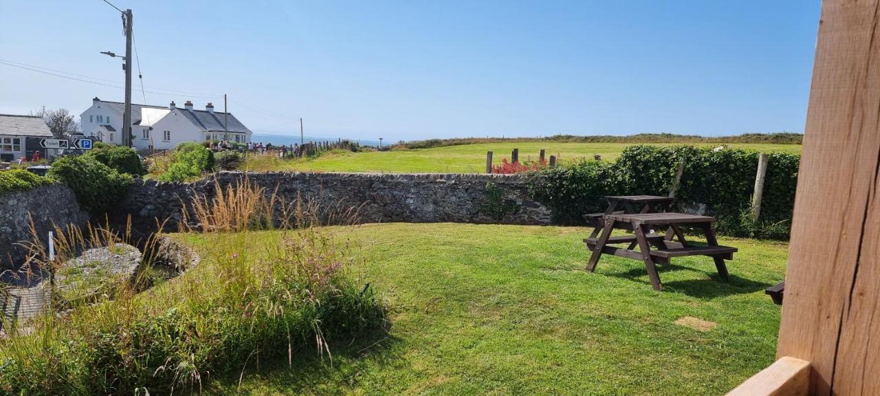 The Lobster Pot Cottage Church Bay Llanrhyddlad Esterno foto